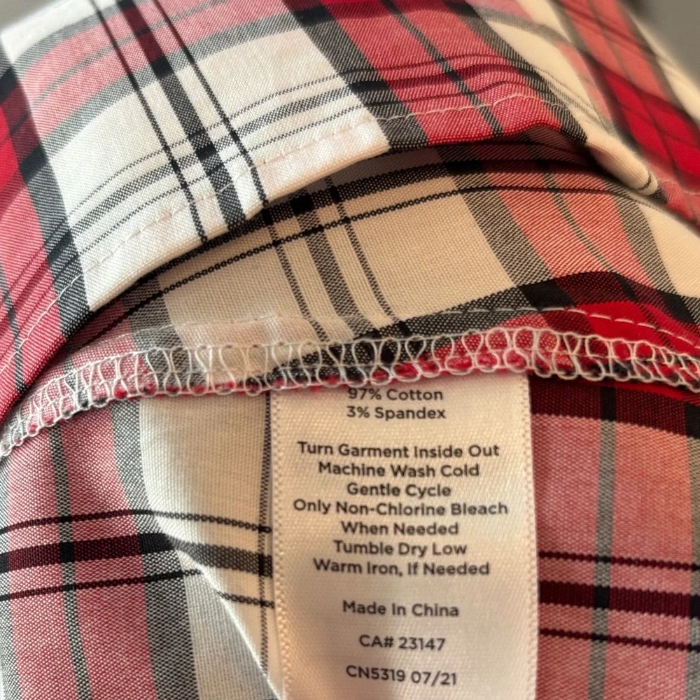 Talbots Red, White, Black Plaid Shirt Size 8P - Picture 12 of 13